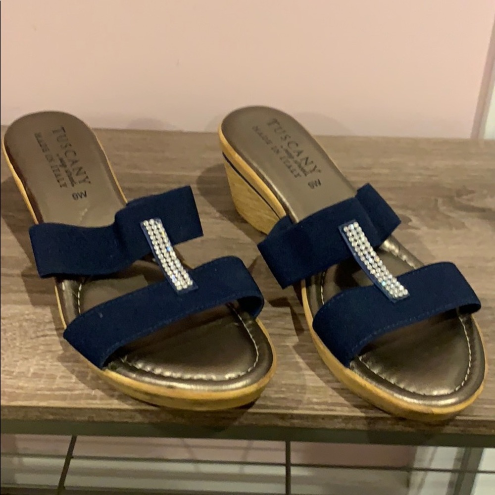 Cute used sandals